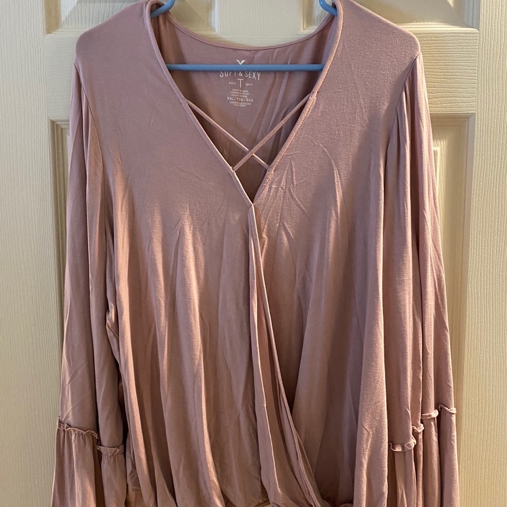 American Eagle Top